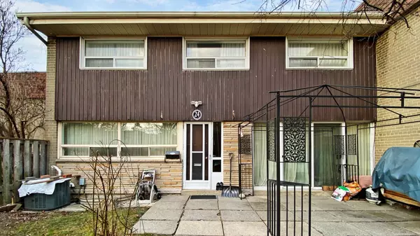 Toronto, ON M3M 3J7,24 Streamdale CT