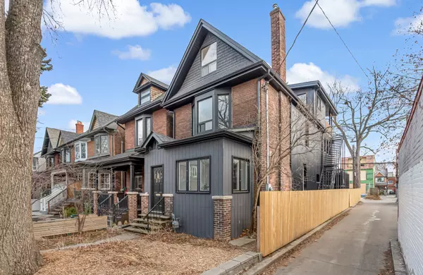 187 Fern AVE, Toronto W01, ON M6R 1K2