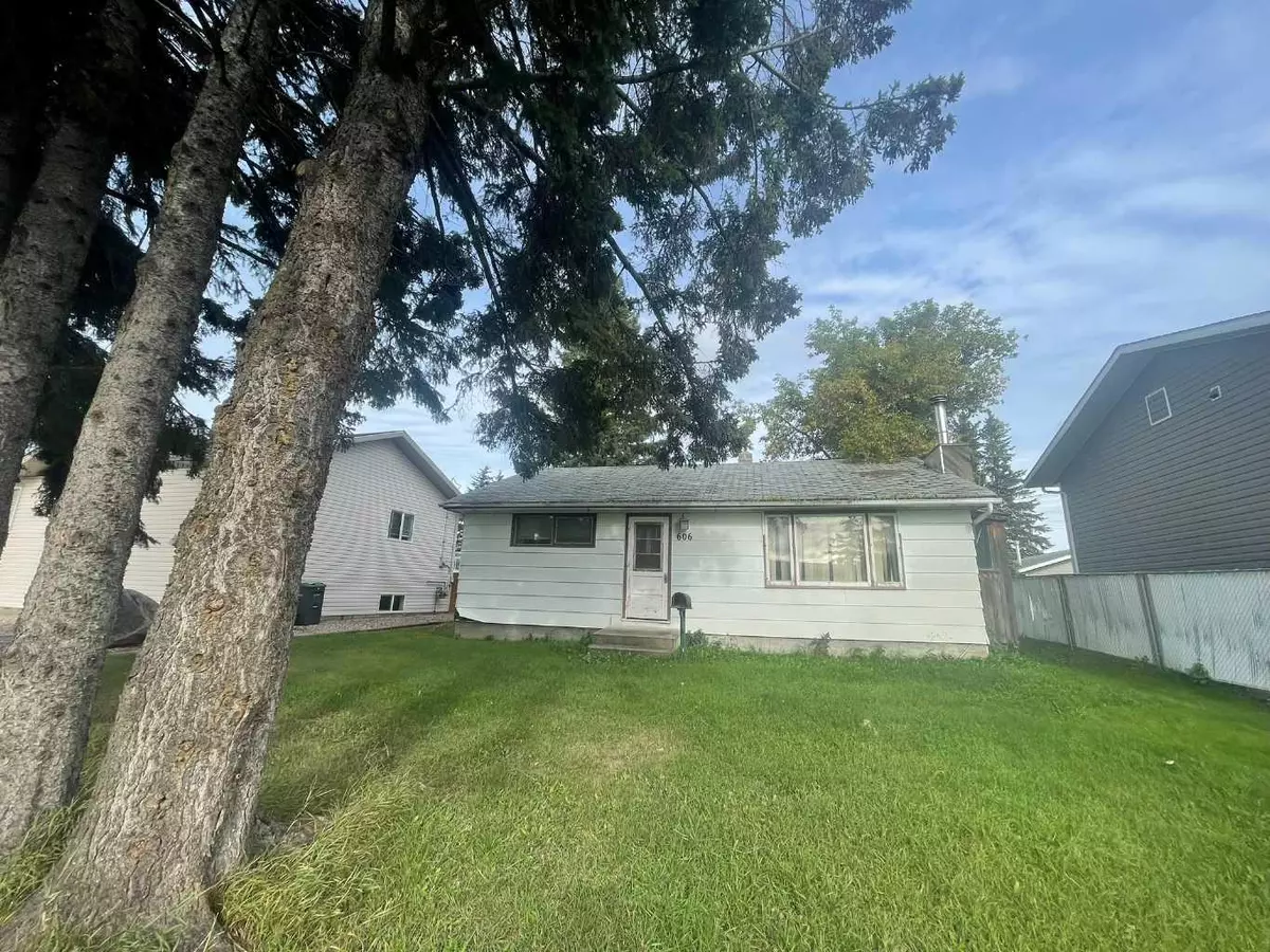 Cold Lake, AB T9M 1B2,606 13 ST