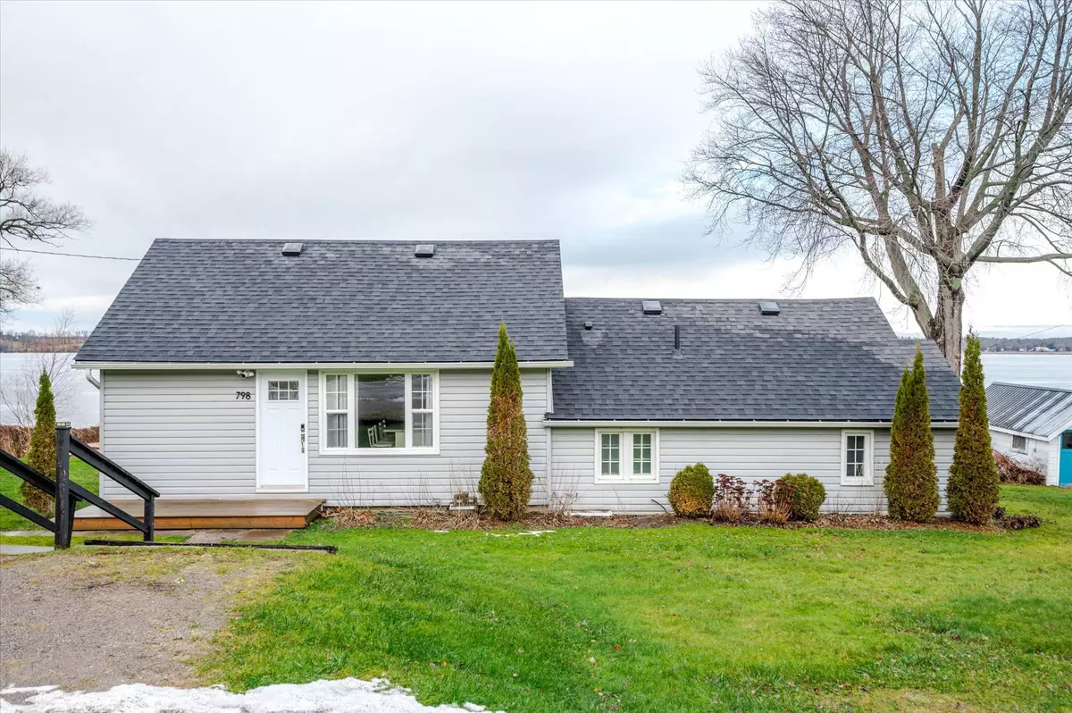 Smith-ennismore-lakefield, ON K0L 1H0,798 Simcoe ST