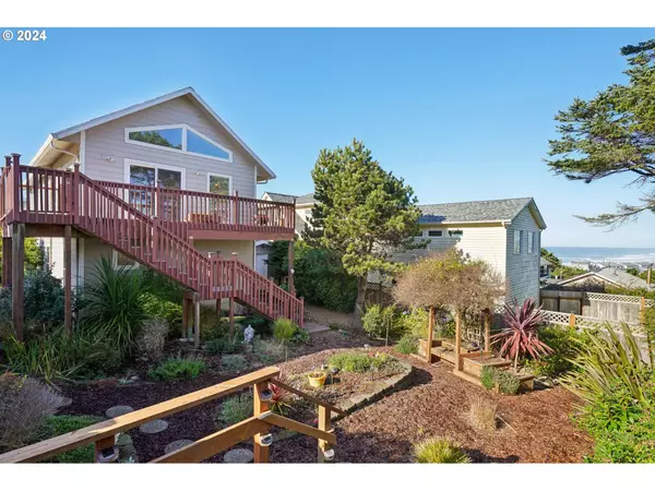 634 SW EBB AVE, Lincoln City, OR 97367