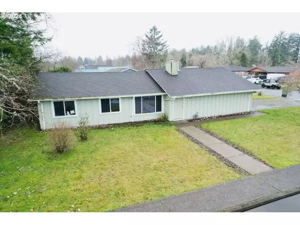 242 NW 1ST ST, Warrenton, OR 97146