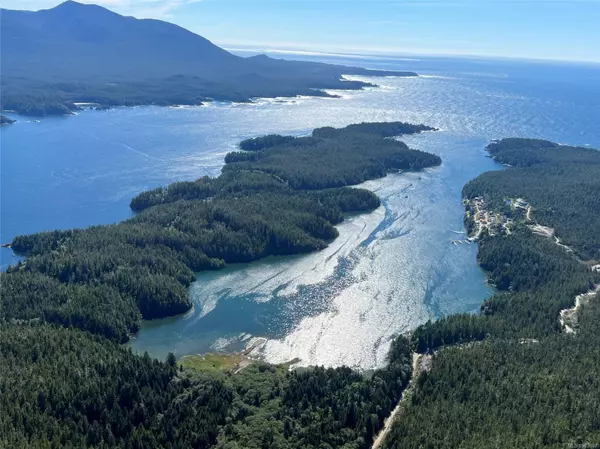 Tofino, BC V0R 2Z0,SL9 Hot Springs Oceanside