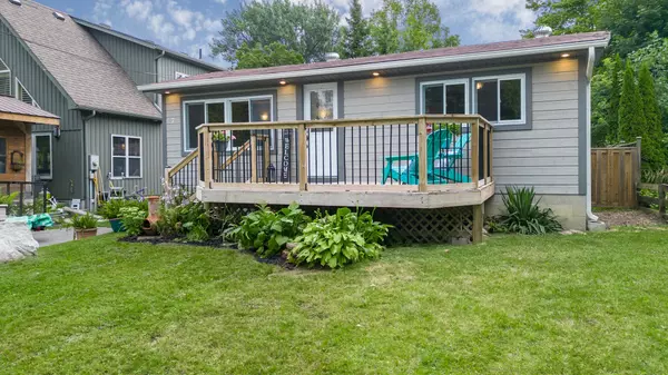 Wasaga Beach, ON L9Z 1T8,7 67TH ST