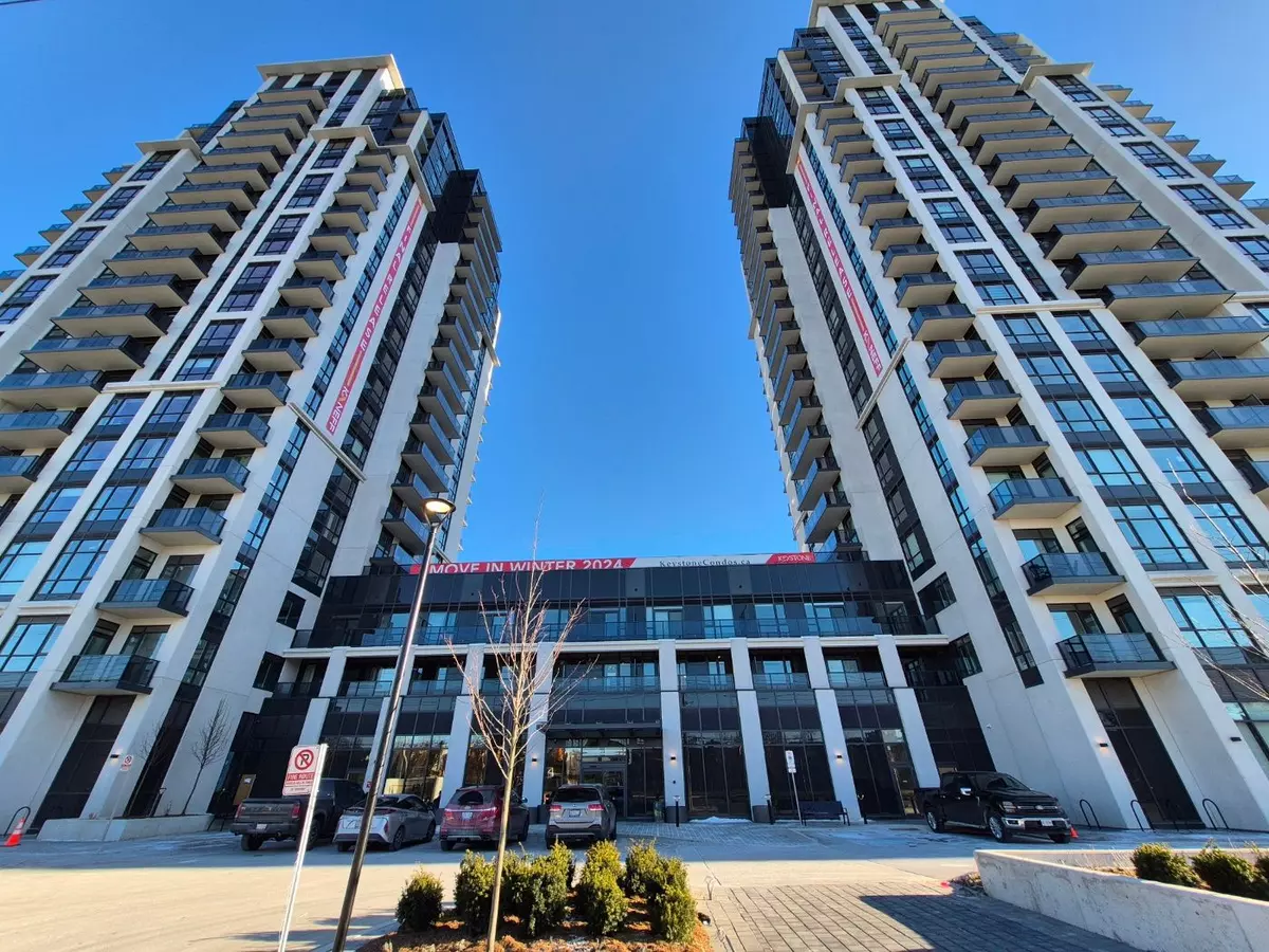 Mississauga, ON L5A 0B3,204 Burnhamthorpe RD E #1703