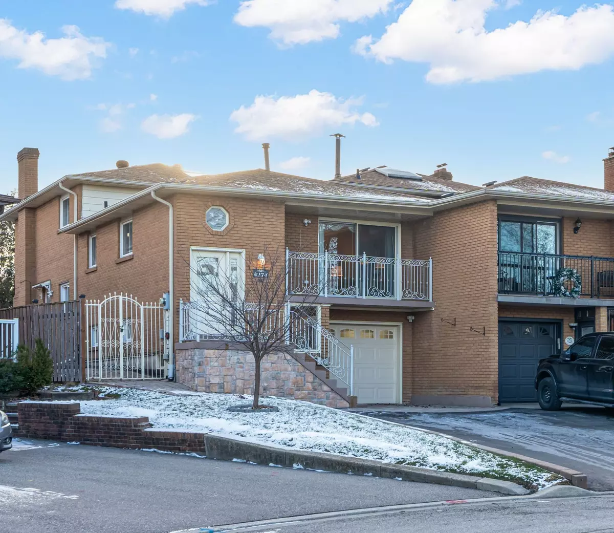 Mississauga, ON L4Z 1L9,4274 Ryeford CT