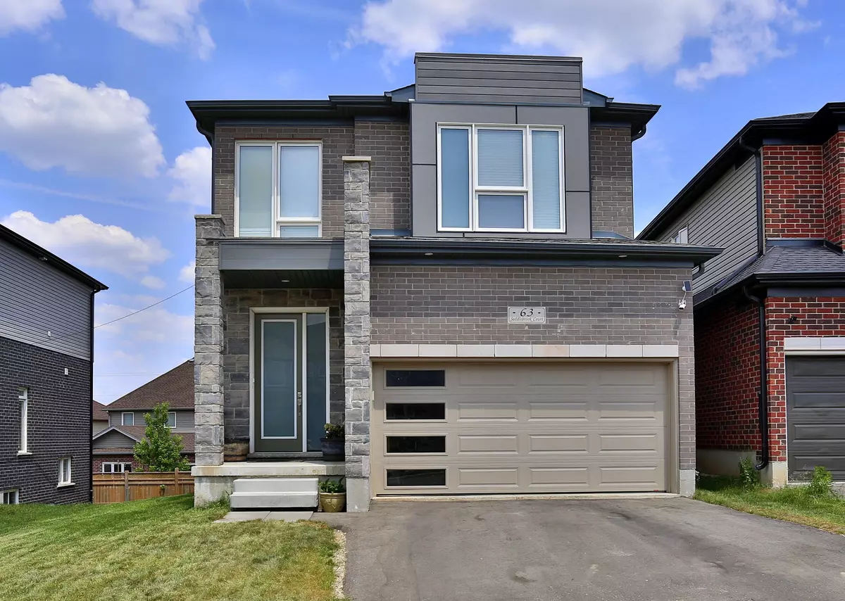 Kitchener, ON N2R 1W7,63 Saddlebrook CT