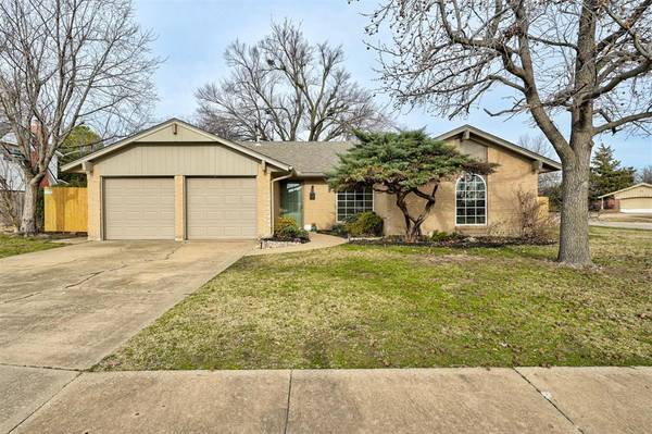 1505 Essex Court, Norman, OK 73069