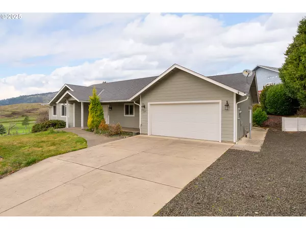 Myrtle Creek, OR 97457,1319 NE LISA WAY