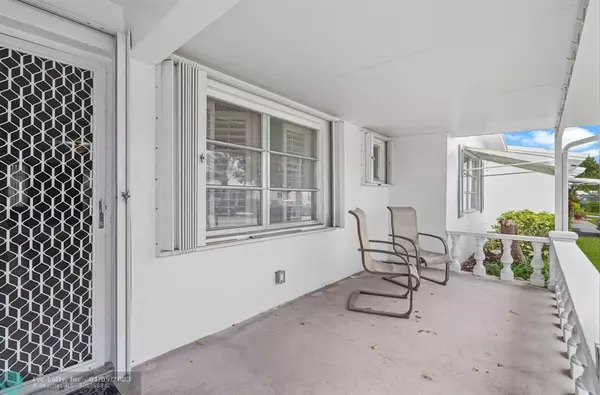 Pompano Beach, FL 33064,301 NW 25th Ct