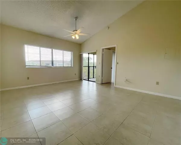 Fort Lauderdale, FL 33315,2445 SW 18th Ter  #222