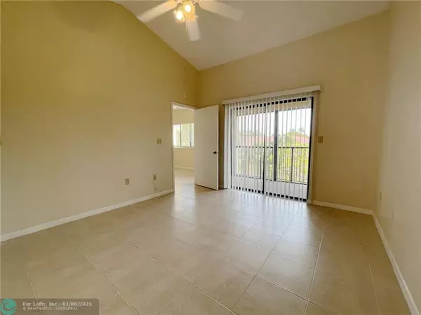 Fort Lauderdale, FL 33315,2445 SW 18th Ter  #222