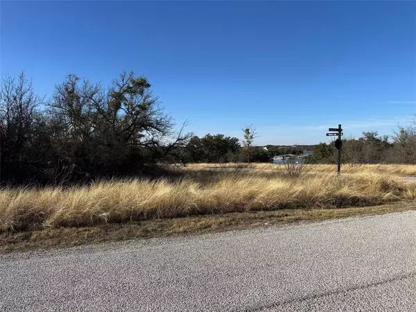 86 Feather Bay Boulevard, Brownwood, TX 76801