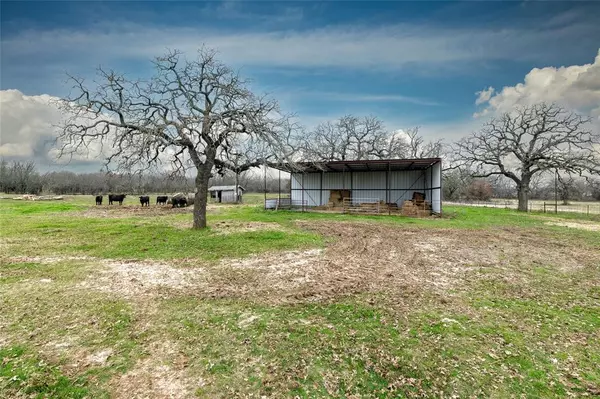 Chico, TX 76431,353 Private Road 1767