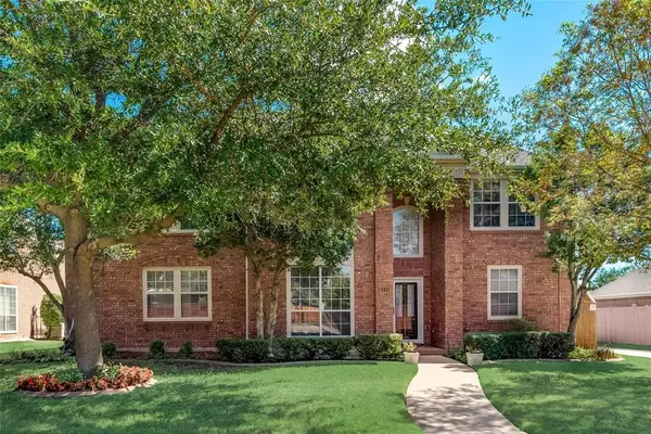 2111 Woodbury Place, Richardson, TX 75082