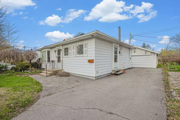 Elmvale Acres And Area, ON K1G 2J4,1831 Haig DR