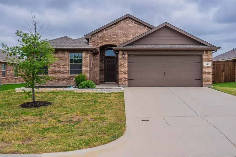 321 Triple Crown Lane, Ponder, TX 76259