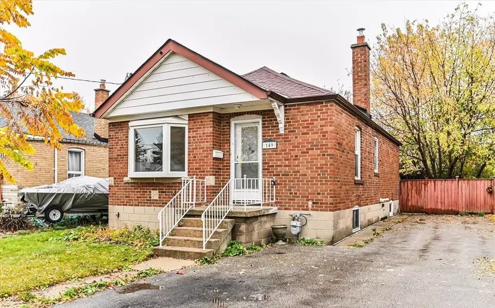 149 N Bonnington AVE #Main, Toronto E04, ON M1K 1Y2