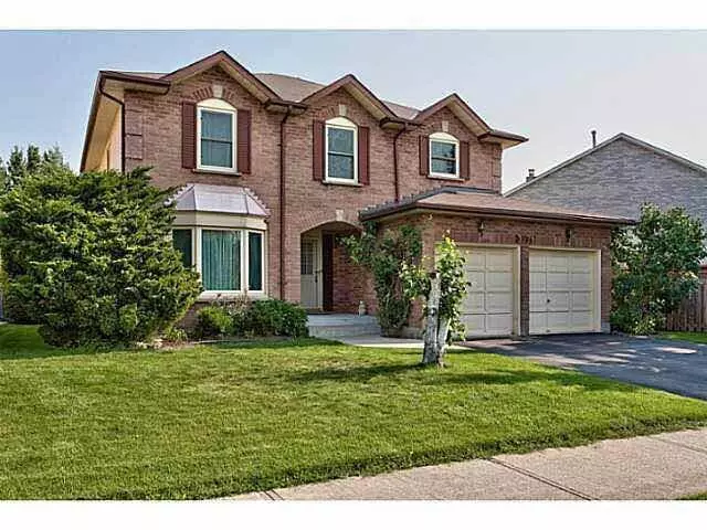 3271 Mead CRES, Burlington, ON L7M 3M1