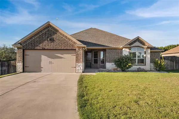 3051 Meandering Way,  Granbury,  TX 76049