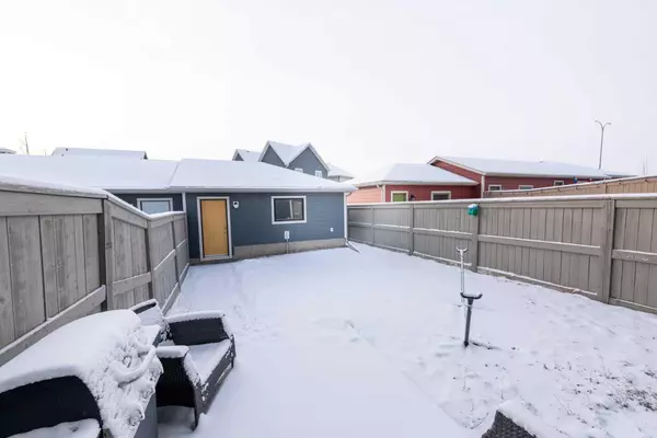 Calgary, AB T3M2K3,31 Mahogany DR SE