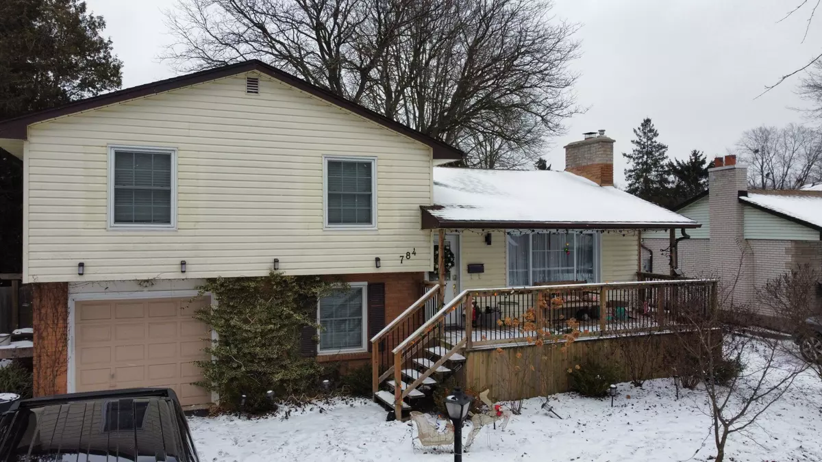 London, ON N6J 3C7,784 Westbury CRES