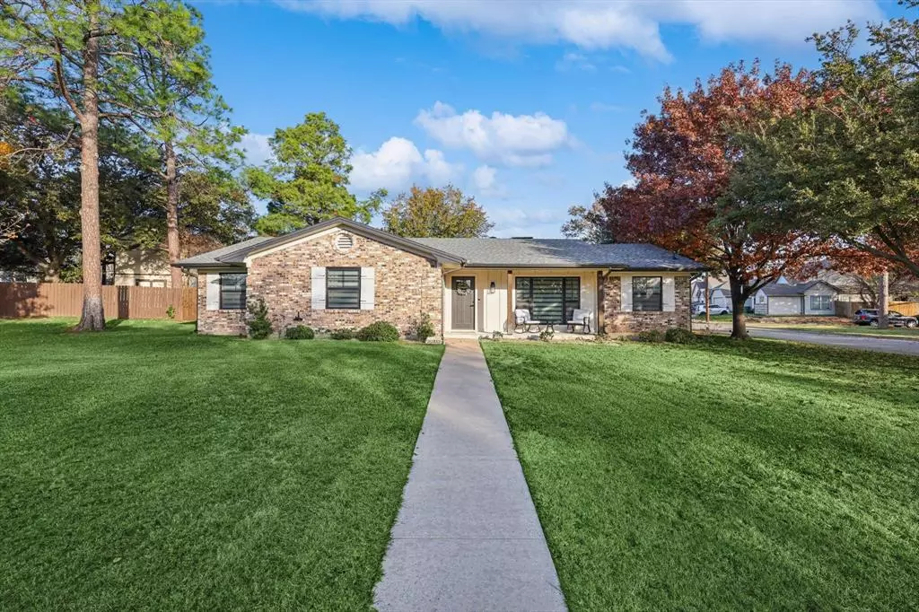 Denton, TX 76207,2906 Brookhollow Drive