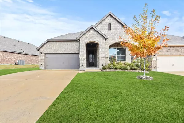 2410 Trickling Creek Drive, Garland, TX 75041