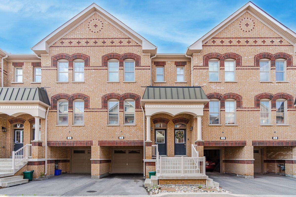 Vaughan, ON L4L 0H1,10 Porter AVE #17