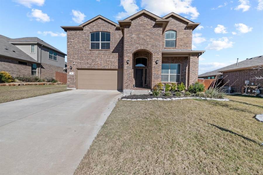 580 Lindisfarne Lane, Saginaw, TX 76131