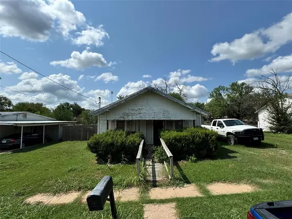 Coleman, TX 76834,308 E 4th Street