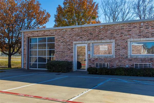 1555 W Business 380 #6, Decatur, TX 76234