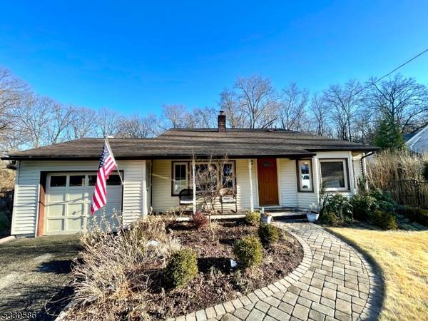 56 Woodstone Rd, Denville Twp., NJ 07866