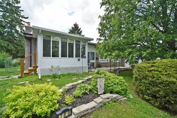 Newmarket, ON L3Y 3B3,780 Greenfield CRES