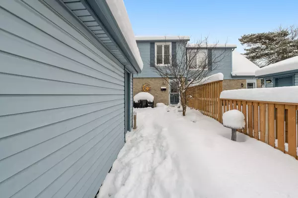 London, ON N6K 1N6,4 Dalhousie CRES