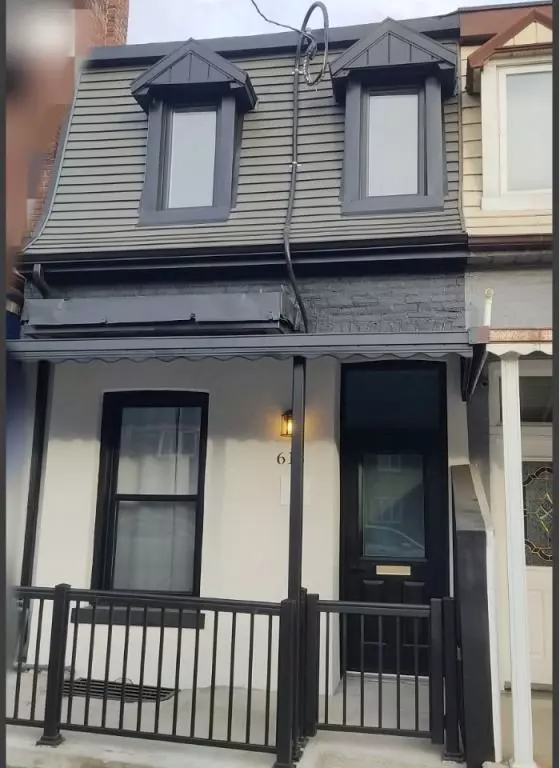 Toronto, ON M6K 2B1,613 Dufferin ST