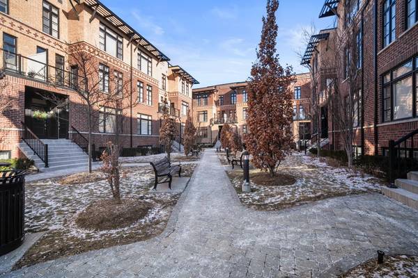 8167 Kipling AVE #40, Vaughan, ON L4L 0G4