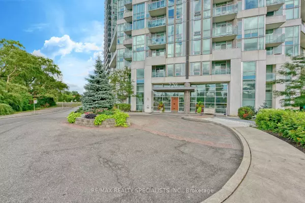 Mississauga, ON L5B 4N4,220 Burnhamthorpe RD #1705