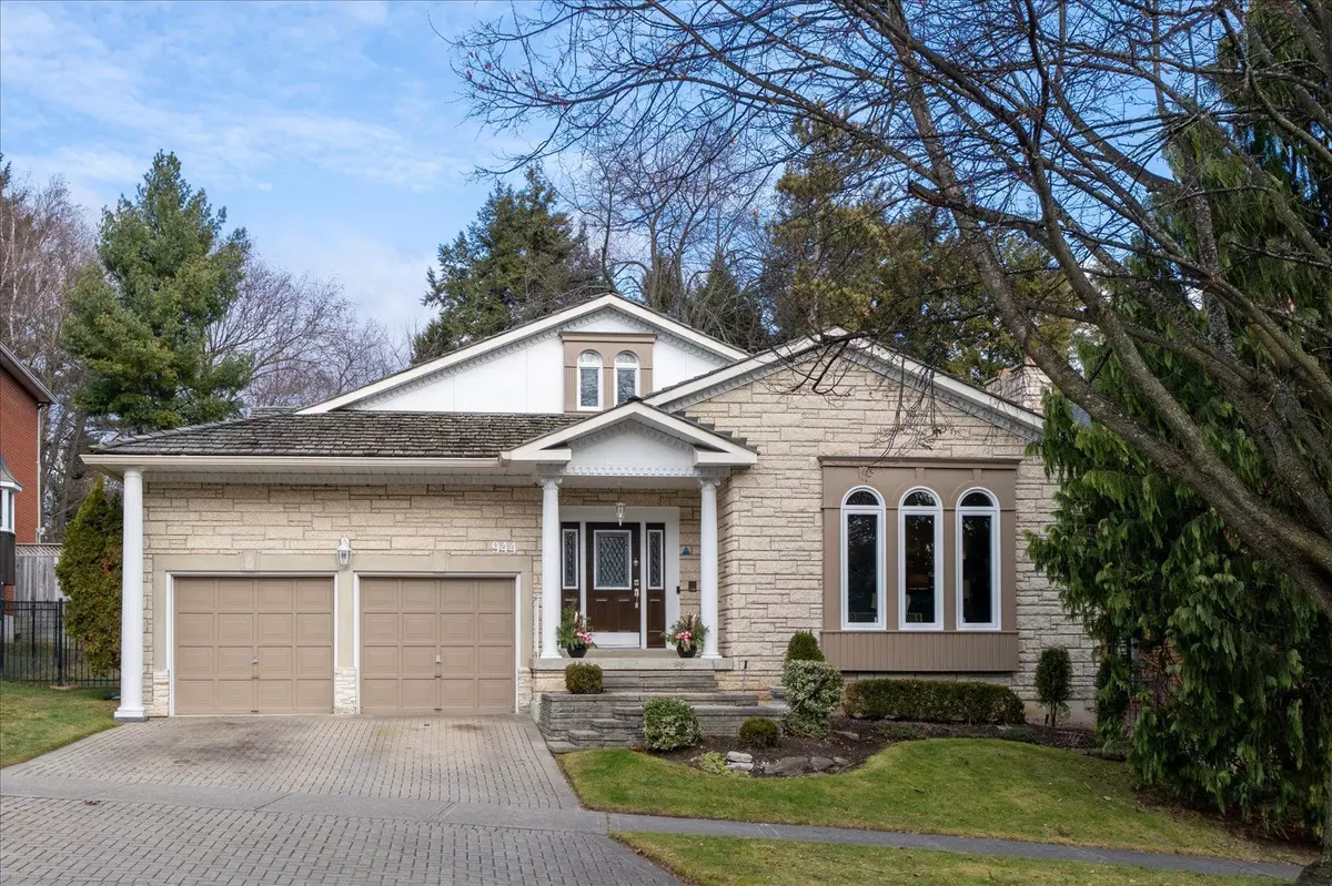 Pickering, ON L1X 2P3,944 Duncannon DR