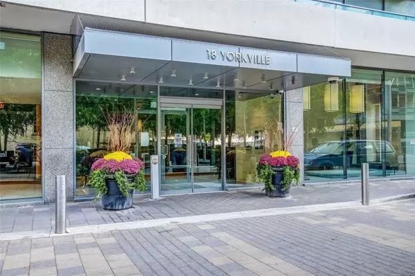 Toronto C02, ON M4W 1L4,18 Yorkville AVE #1204