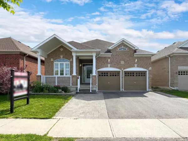 Oshawa, ON L1K 2Z9,851 Eagle Ridge DR