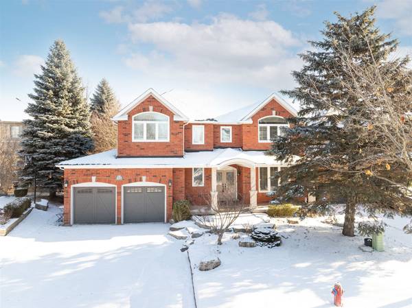 659 Mariner LN, Newmarket, ON L3X 1L6