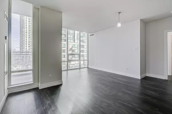 Mississauga, ON L5B 0C2,3525 Kariya DR #216