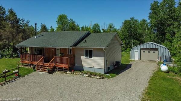 697 ELSINORE RD, South Bruce Peninsula, ON N0H 1A0