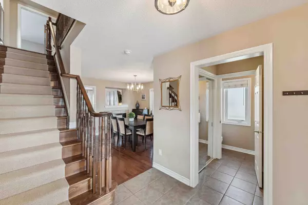 Barrhaven, ON K2J 0R8,3475 RIVER RUN AVE