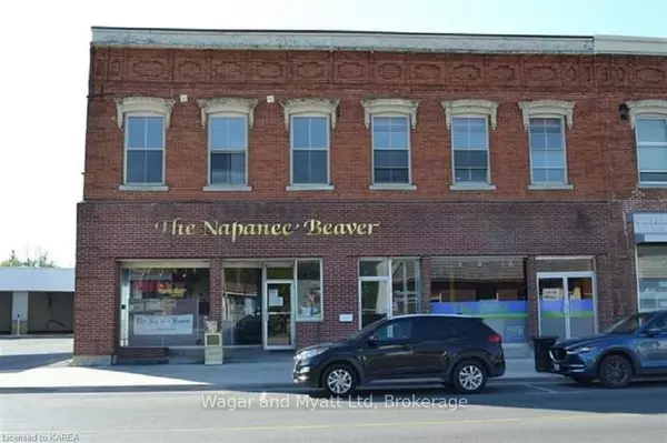 Greater Napanee, ON K7R 1H9,72 - 76 DUNDAS ST E