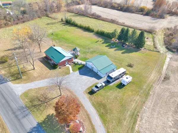 1976 Fish Lake RD, Prince Edward County, ON K0K 1W0