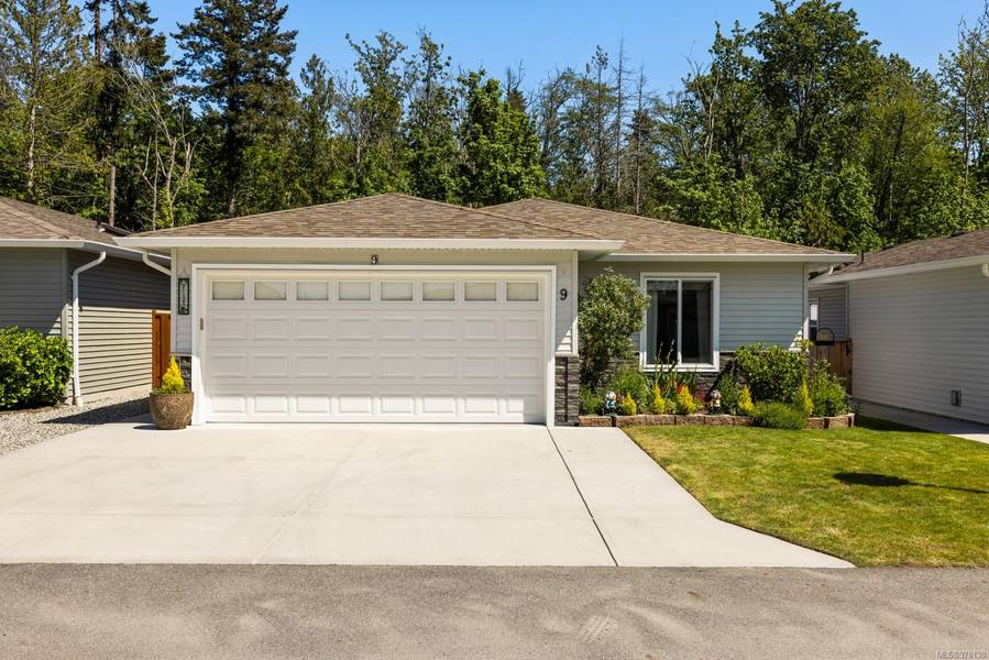 7586 Tetayut Rd #9, Central Saanich, BC V8M 0B4