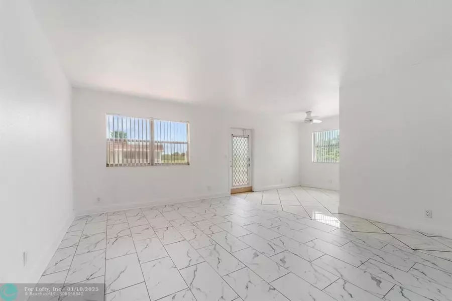 649 Saxony  #649 N, Delray Beach, FL 33446