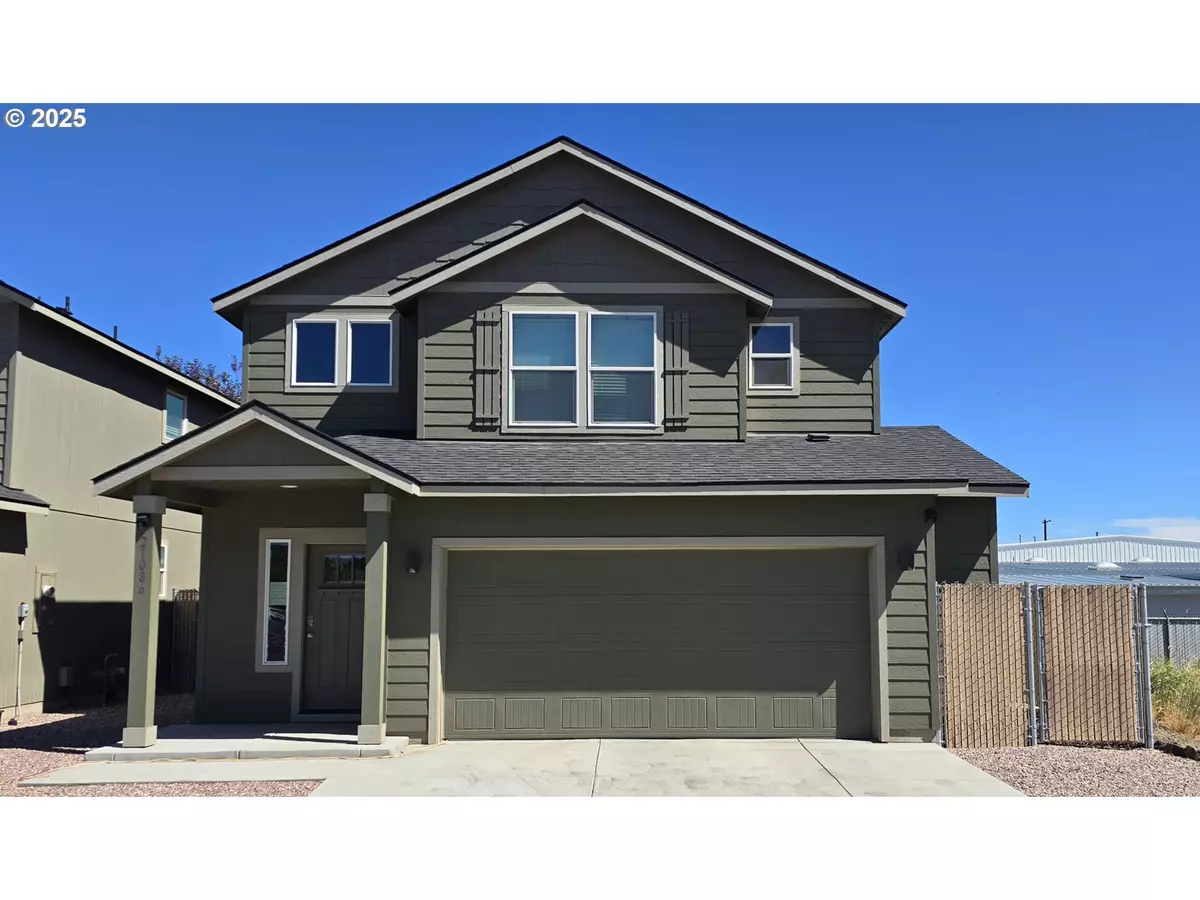 Bend, OR 97701,21086 NE GRACIE LN